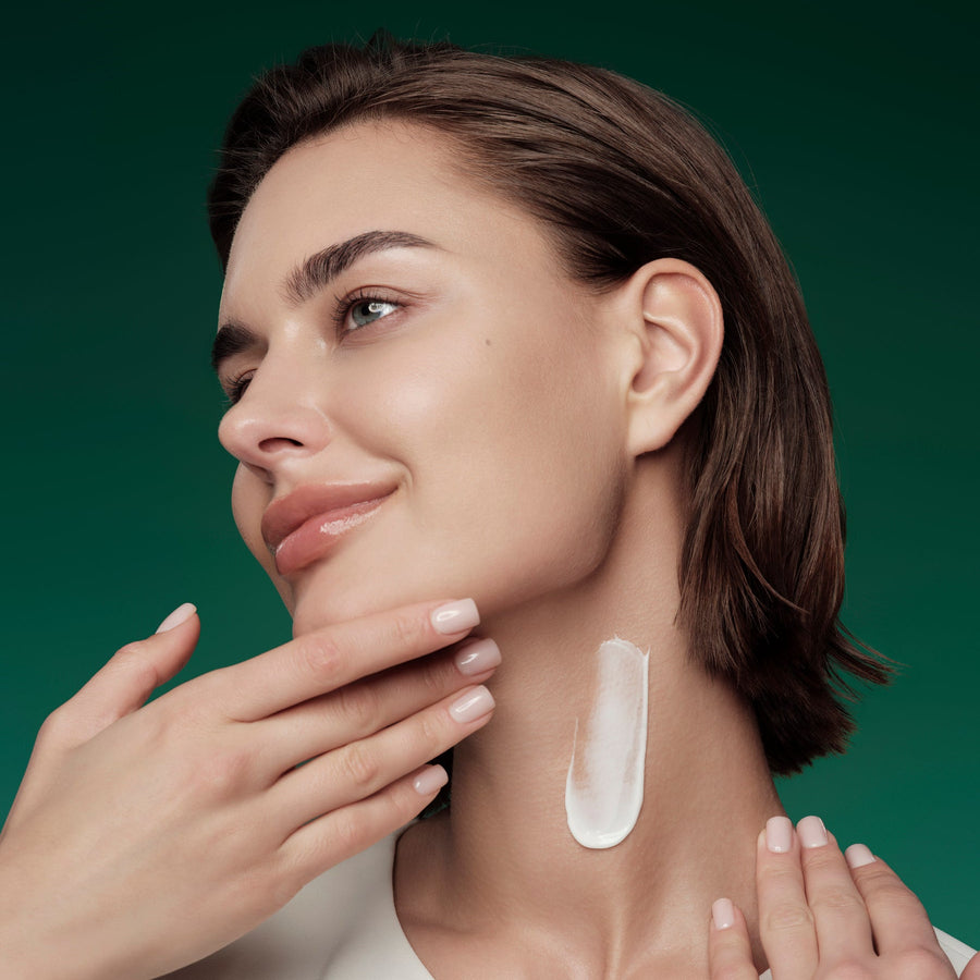 Lissant Line-Smoothing Neck Night Cream