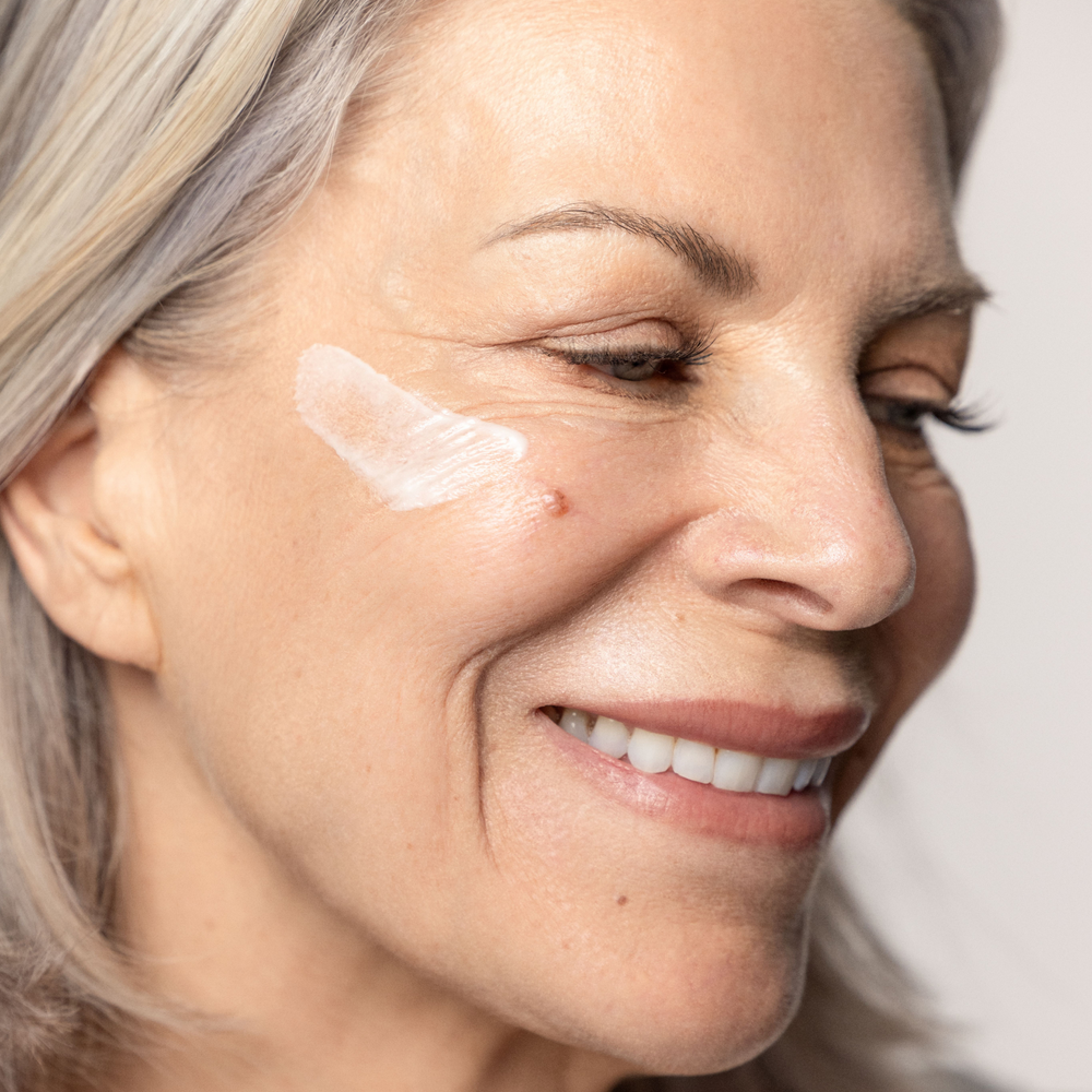 Avon Care Age Restore Face Cream for Mature Skin · Buy Online Skincare –  AVON Lebanon