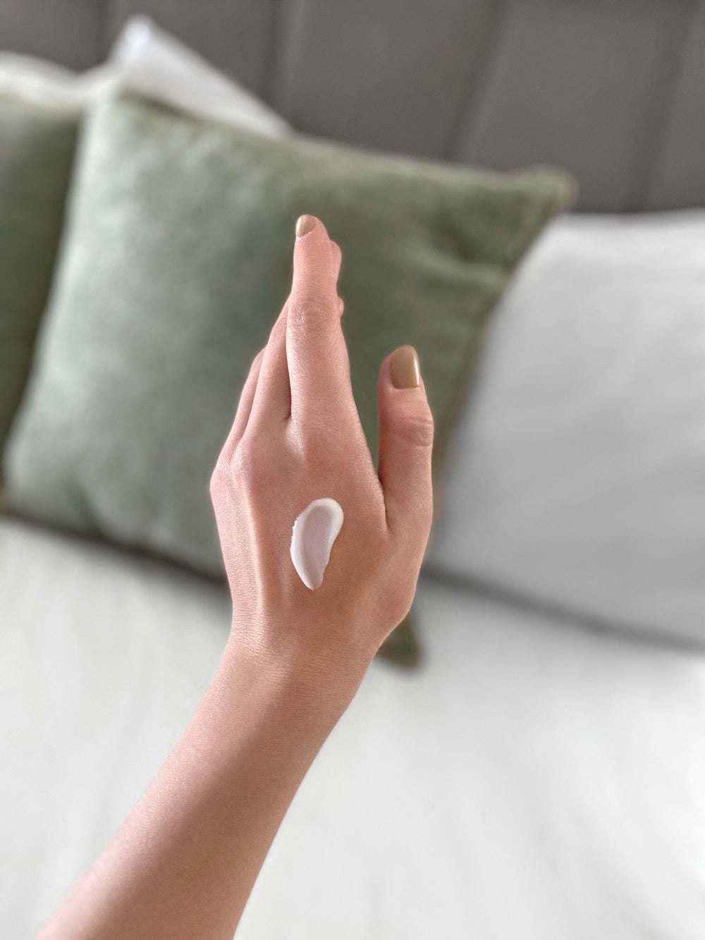 Moisturizing Renewal Lotion Nightly Dual-Acid Retexturizer Gift - 2500 Points