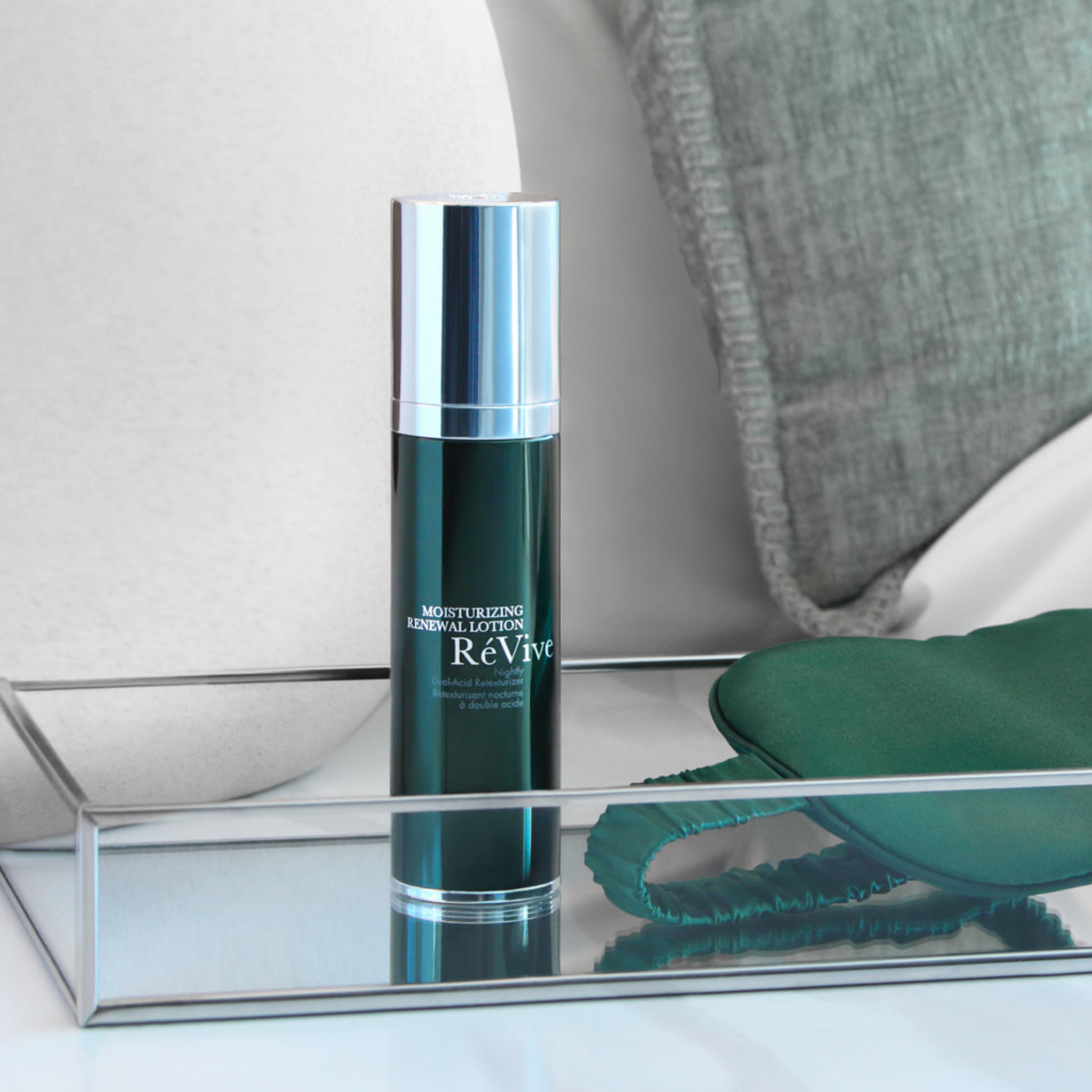 ARTISTRY RENEWING MILK EMULSION 100ml 2本 ARTISTRY RENEWING MILK EMULSION 100ml 2本